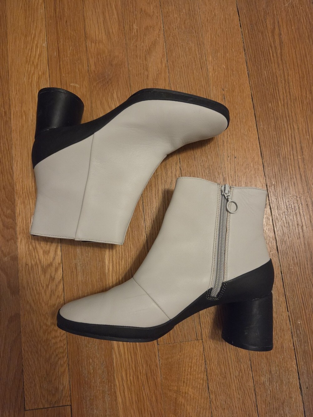 Camper Upright Ankle Boots Cream 38 8
